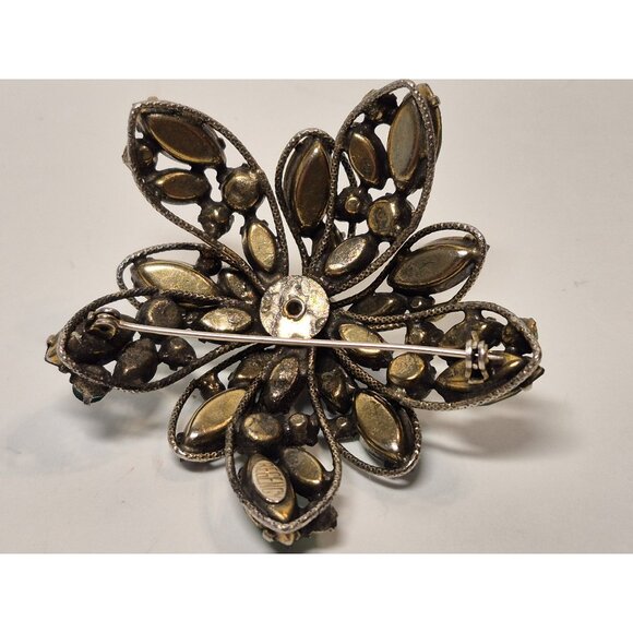 Large Emerald Green Signed Regency Brooch Uranium Glow - Picture 7 of 16